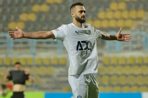 بعد تعافيه من الإصابة.. مروان حمدي ينضم إلى معسكر بيراميدز